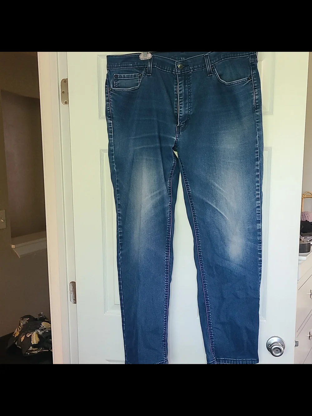 Levi's Men's 40x34 Regular Fit Straight Leg Blue Denim Jeans Mid Rise